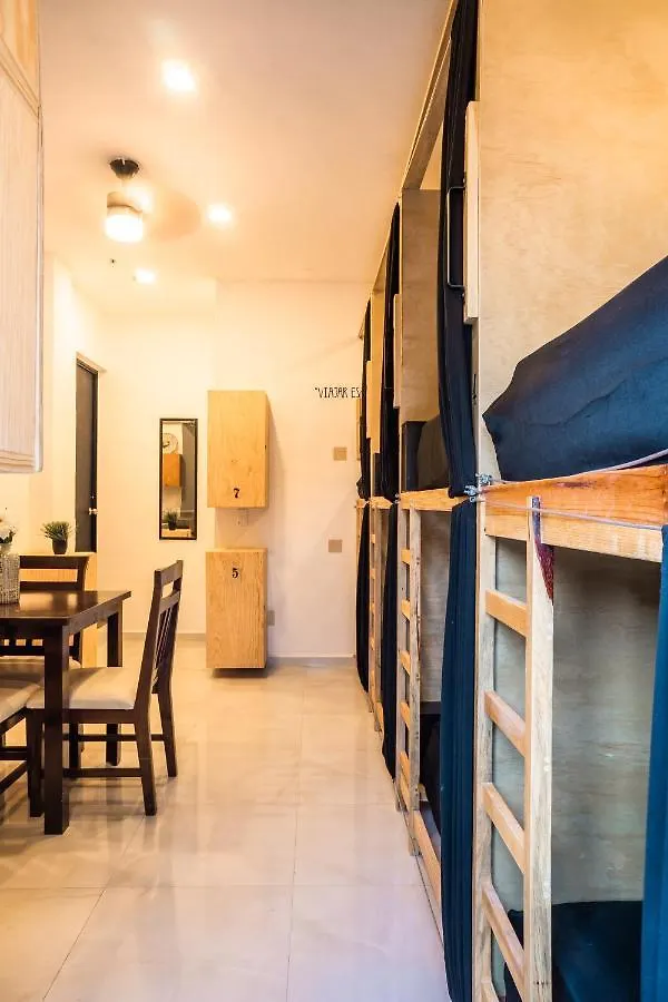 Maui Hostels Playa Del Carmen Aparthotel