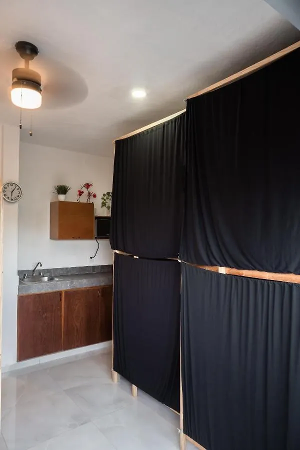 **** Aparthotel Maui Hostels Playa Del Carmen Mexico