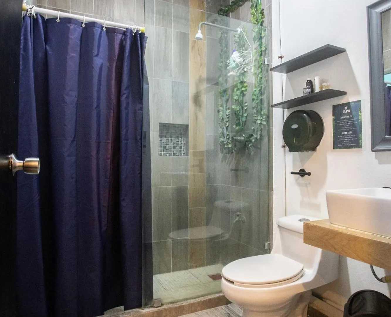 Lejlighedshotel Maui Hostels Playa Del Carmen